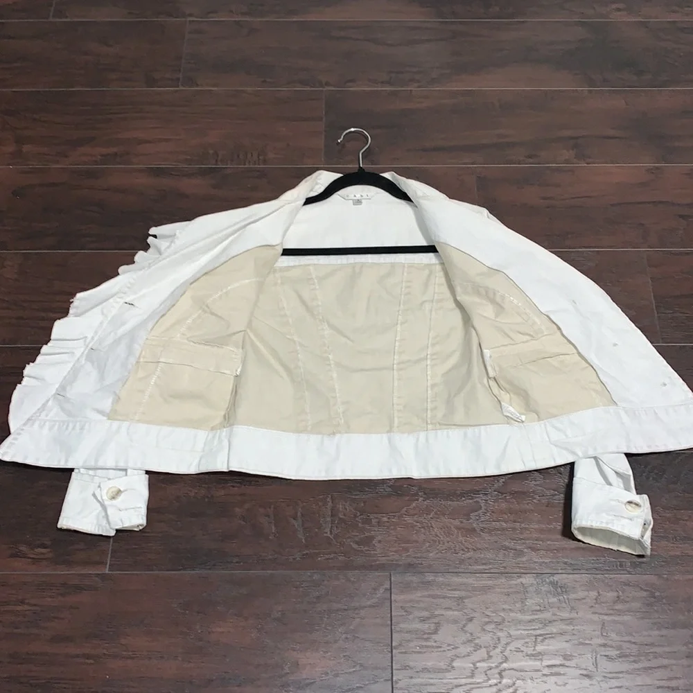 100% Linen Cabi Blazer, sz Small.